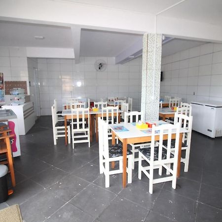 Pousada Praia Da Fortaleza 450 Metros Do Parque Beto Carrero Com Cafe Da Manha Penha  Eksteriør bilde